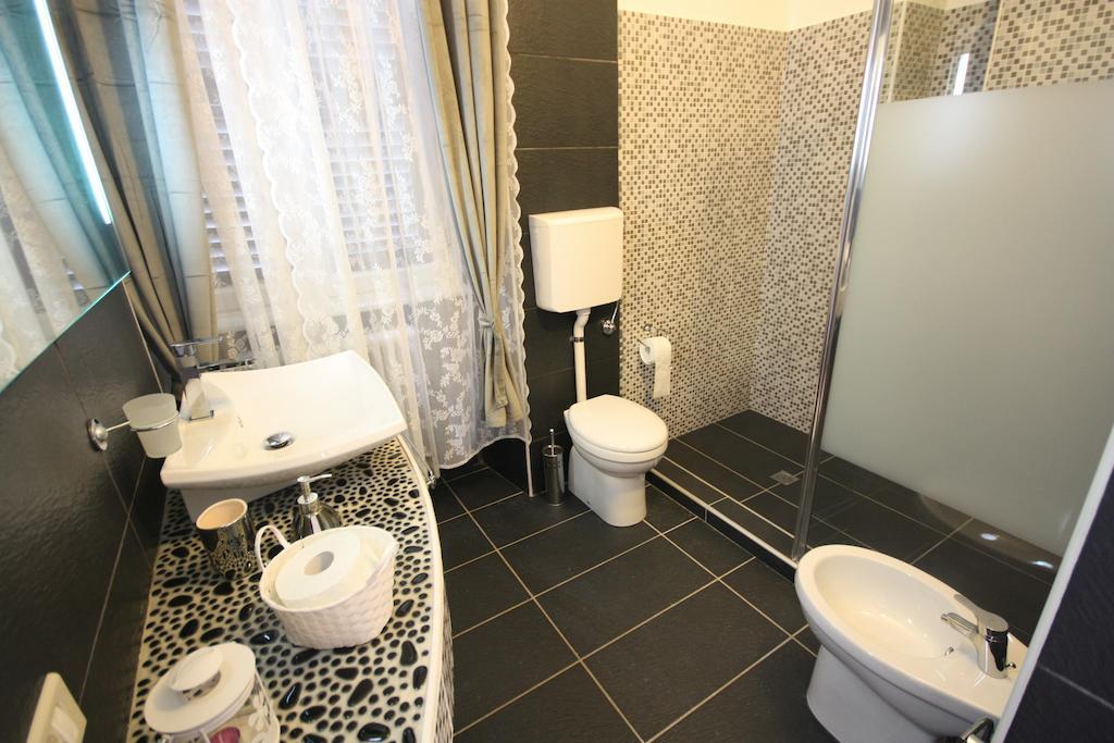 B&B 7 Archi Комо Стая снимка